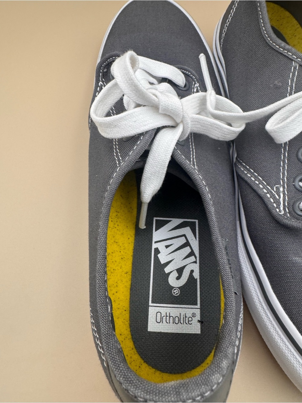 Vans Women’s Classic Gray Canvas Low-Top Ortholite Sneakers size: 9 - Picture 5 of 8